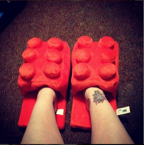 Warm Brick Slipper Women House - Building Blocks ulasan dan harga